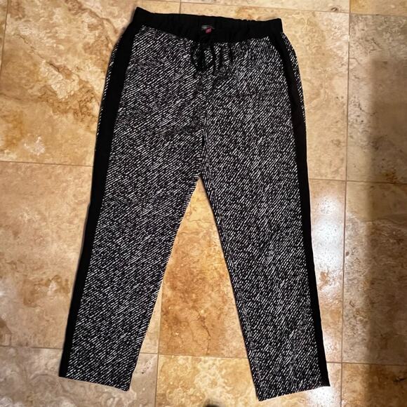 NEW Vince Camuto Tuxedo Striped Sporty Casual Two Tone Drawstring Straight Ankl… - Picture 6 of 13